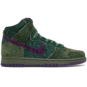 Nike SB Dunk High Skunk 420