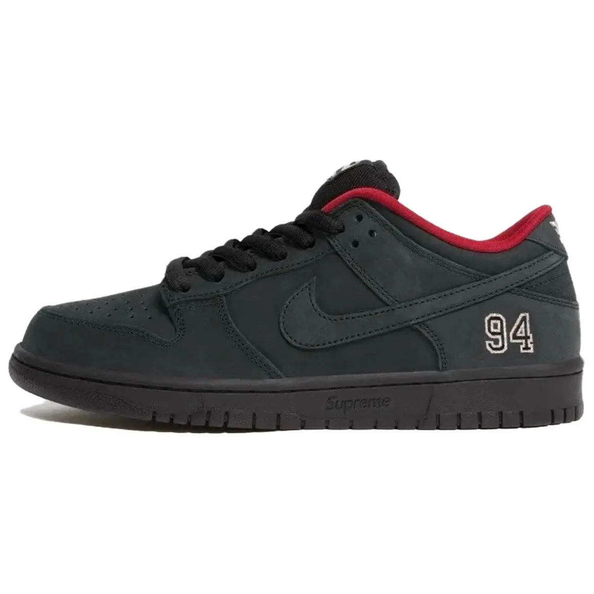 Supreme x Nike Dunk Low SB 'Black'