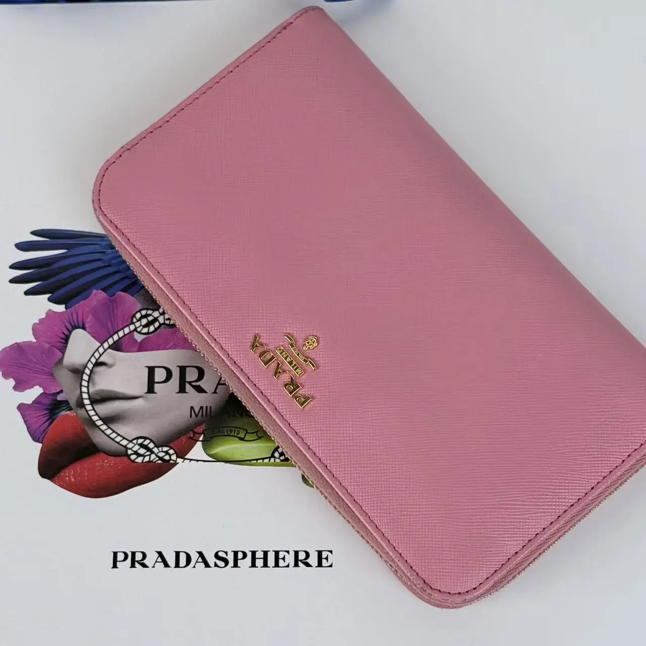 Pre-owned PRADA Pink Saffiano Leather Zip Around Long Wallet, Zip Fastener, for Everyday Use