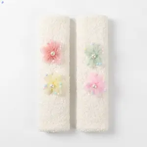 2pcs Car Seat Belt Shoulder Pads Flower Decor Lamb Wool Safety Belt Protector, Cartoon Design Anti-Choking Car Interior Accessories