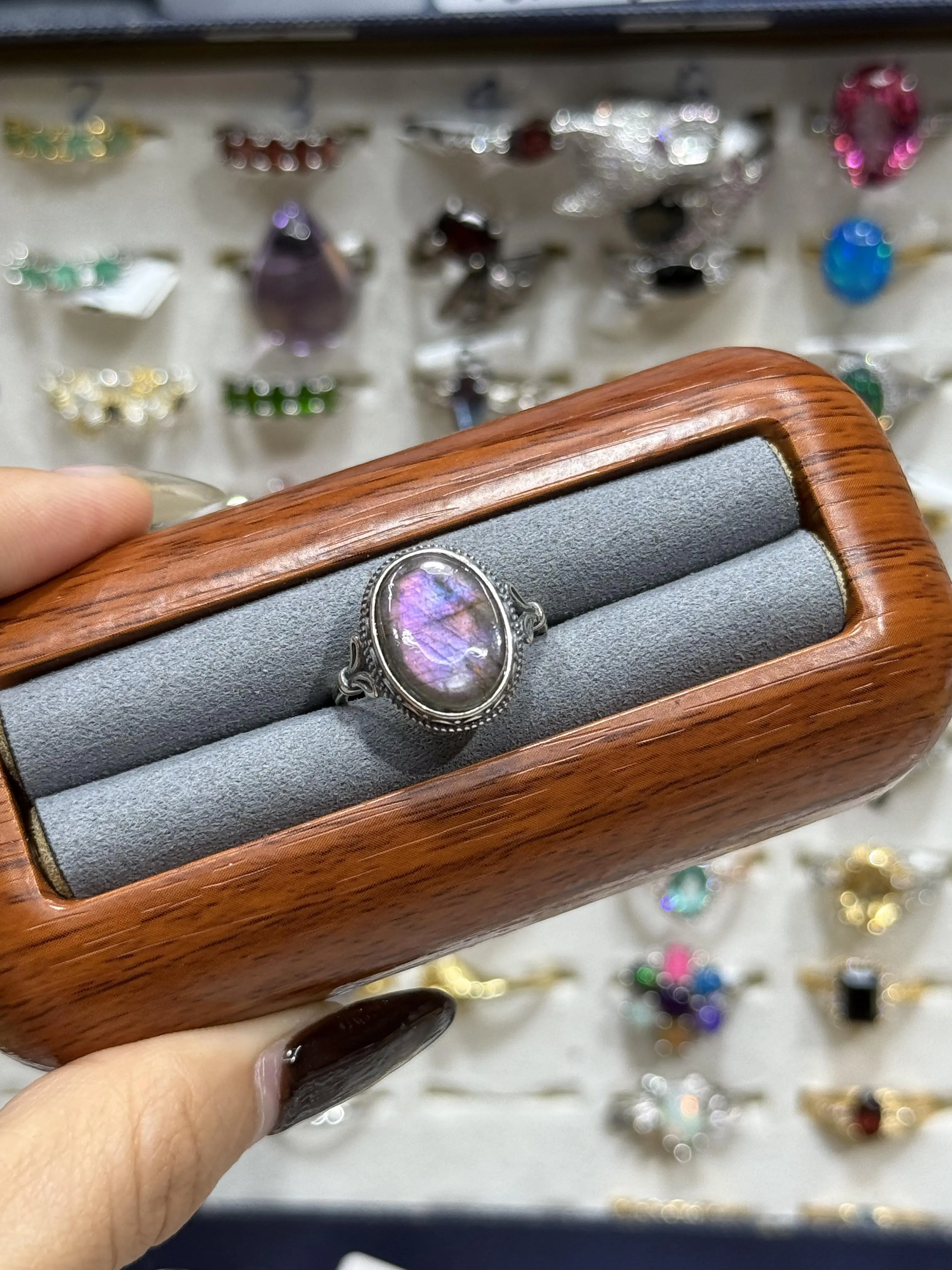 Iries(15426)gc.Purle labradorite s925