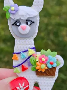 Handmade Llama Magnets!  Brighten up your Fridge with these Adorable Handmade Magnets!