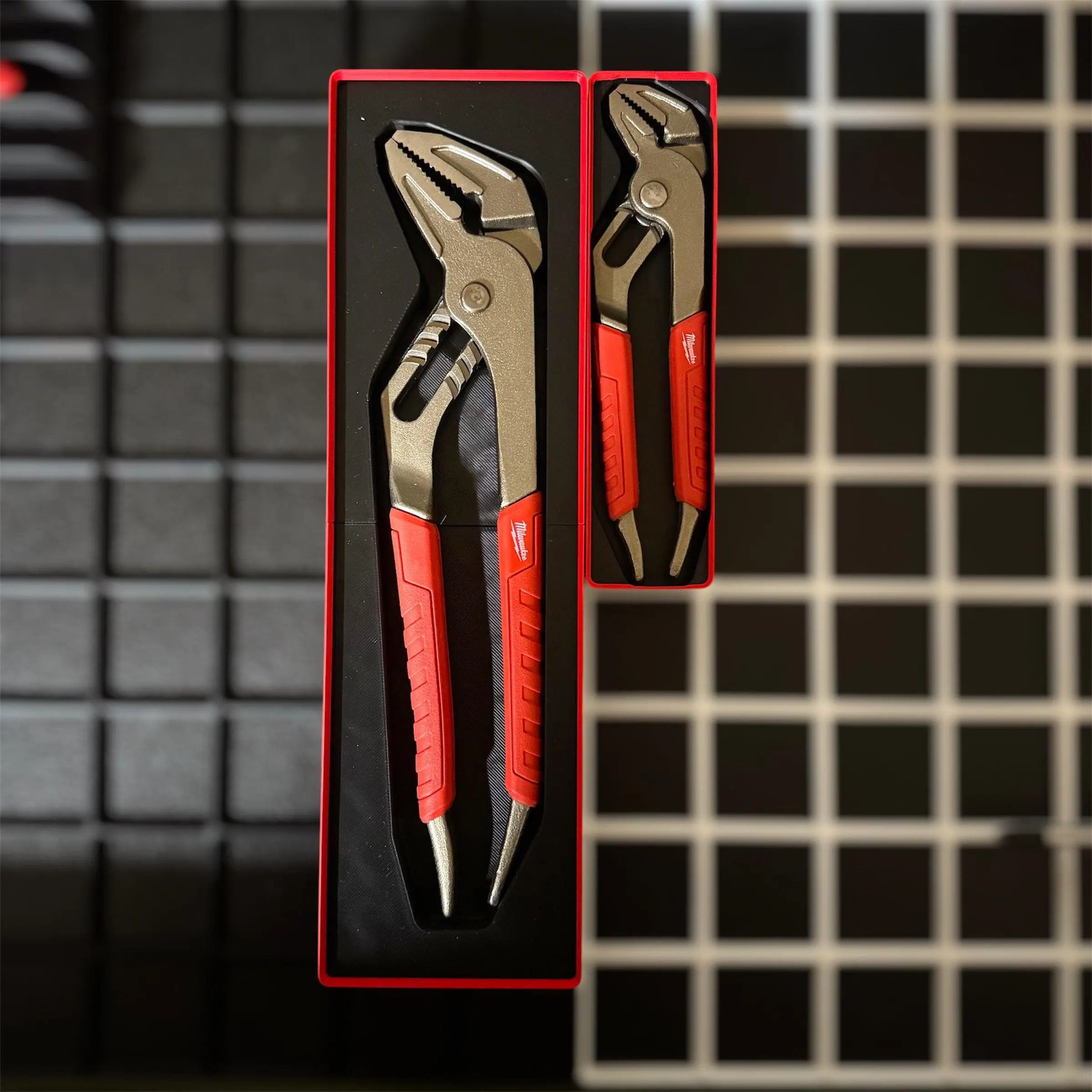 Tool Box Organizer for Milwaukee 6" Straight-Jaw Pliers | Gridfinity Modular Bin