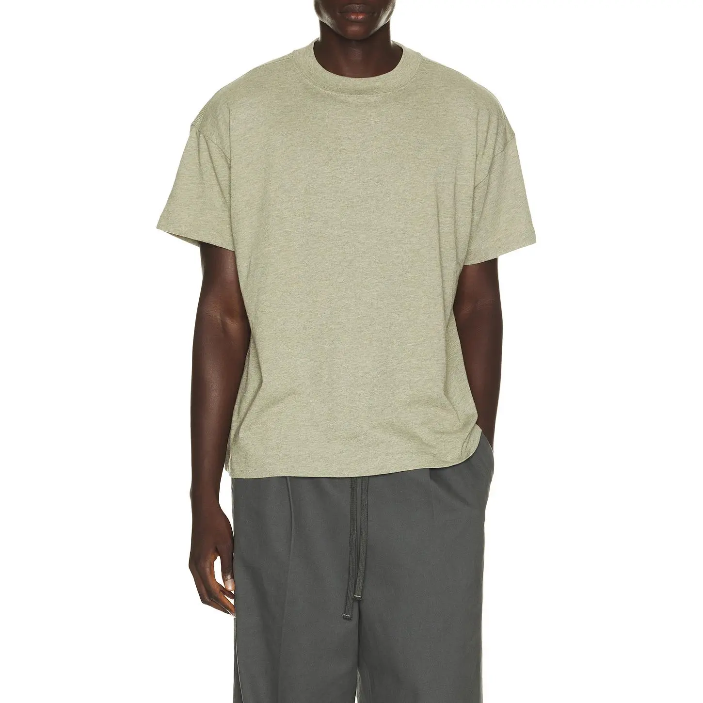 Fear of God ESSENTIALS Tee in Seal Heather