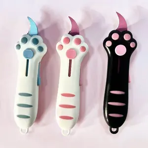 Mini unboxing tool, cute cat paw shape, practical pocket knife, suitable for handicrafts, office, packaging, scrapbooks, etc., is an ideal small gift for handicraft enthusiasts