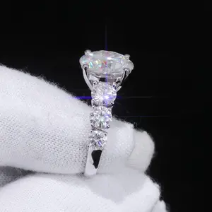 Custom 925 Silver 5CT Moissanite Ring Big Round Cut Luxury Sterling Silver VVS Moissanite Ring for Women Gift