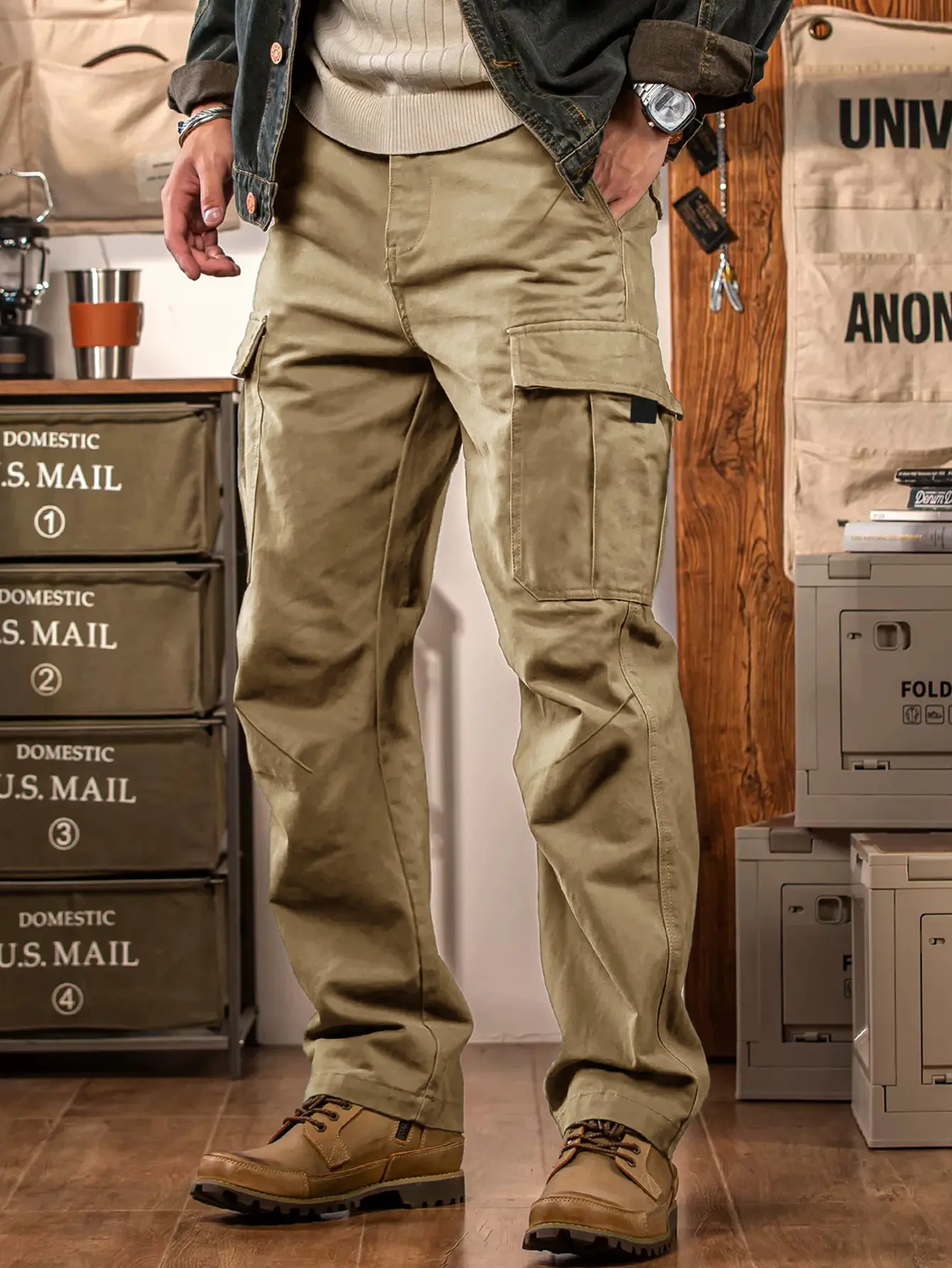 High-quality waterproof men’s classic straight-leg cargo pants made of durable cotton, utility design with side pockets, workwear/casual outdoor tactical trousers, regular fit