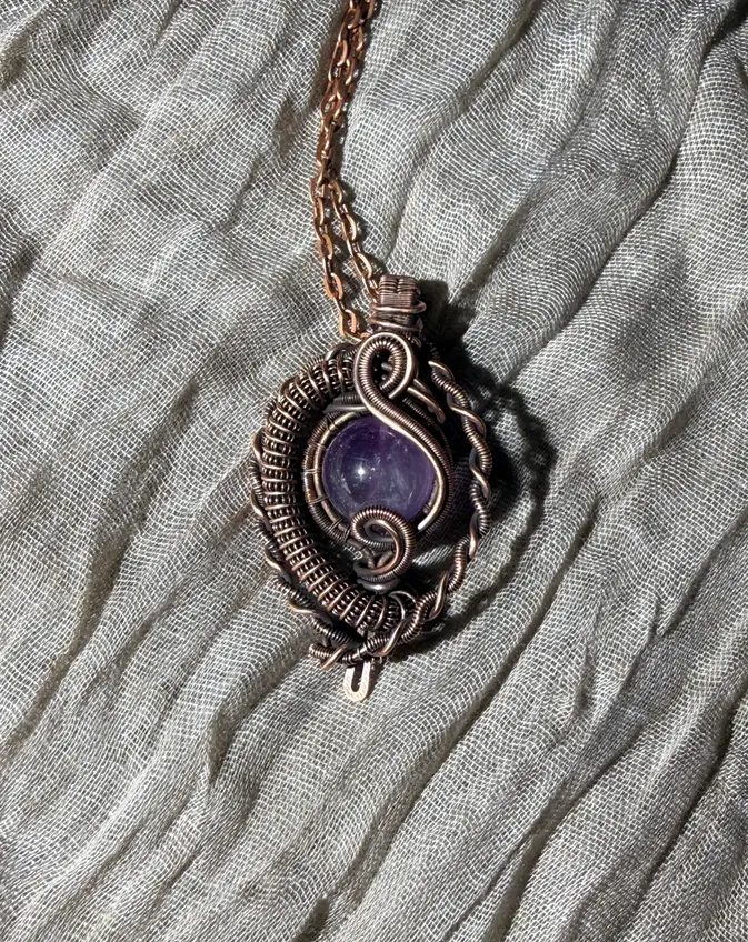Elegant Purple Amethyst Pendant Necklace with Intricate Copper Wire Design for Women's Fashion