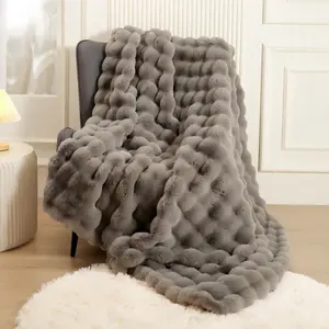 Luxury Faux Rabbit Fur Throw Blanket, Ultra Soft Cozy Bubble Plush Oversized Blanket, Super Warm Thick Fluffy Comfortable Blanket for Couch Chair Bed Sofa Living Room, Brown