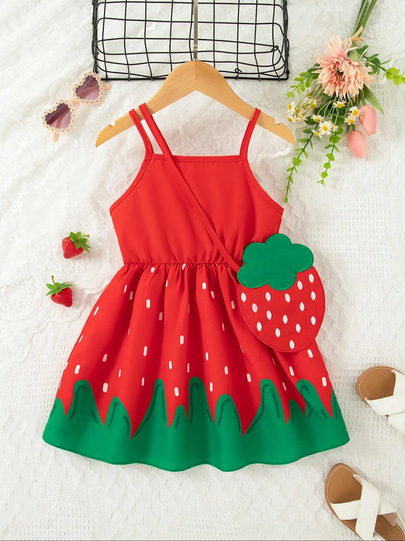 Girl's Colorblock Cami Dress & Strawberry Pattern Crossbody Bag, Cute Sleeveless A Line Dress with Crossbody Bag for Summer, Kids Clothes for Daily We