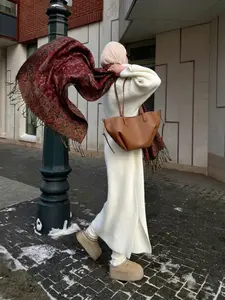 Women's Elegant Paisley Embroidered Hijab Scarf, Long Fringe Boho Style Headscarf, All-Season Comfortable Fashion Accessory, Turban Hijab