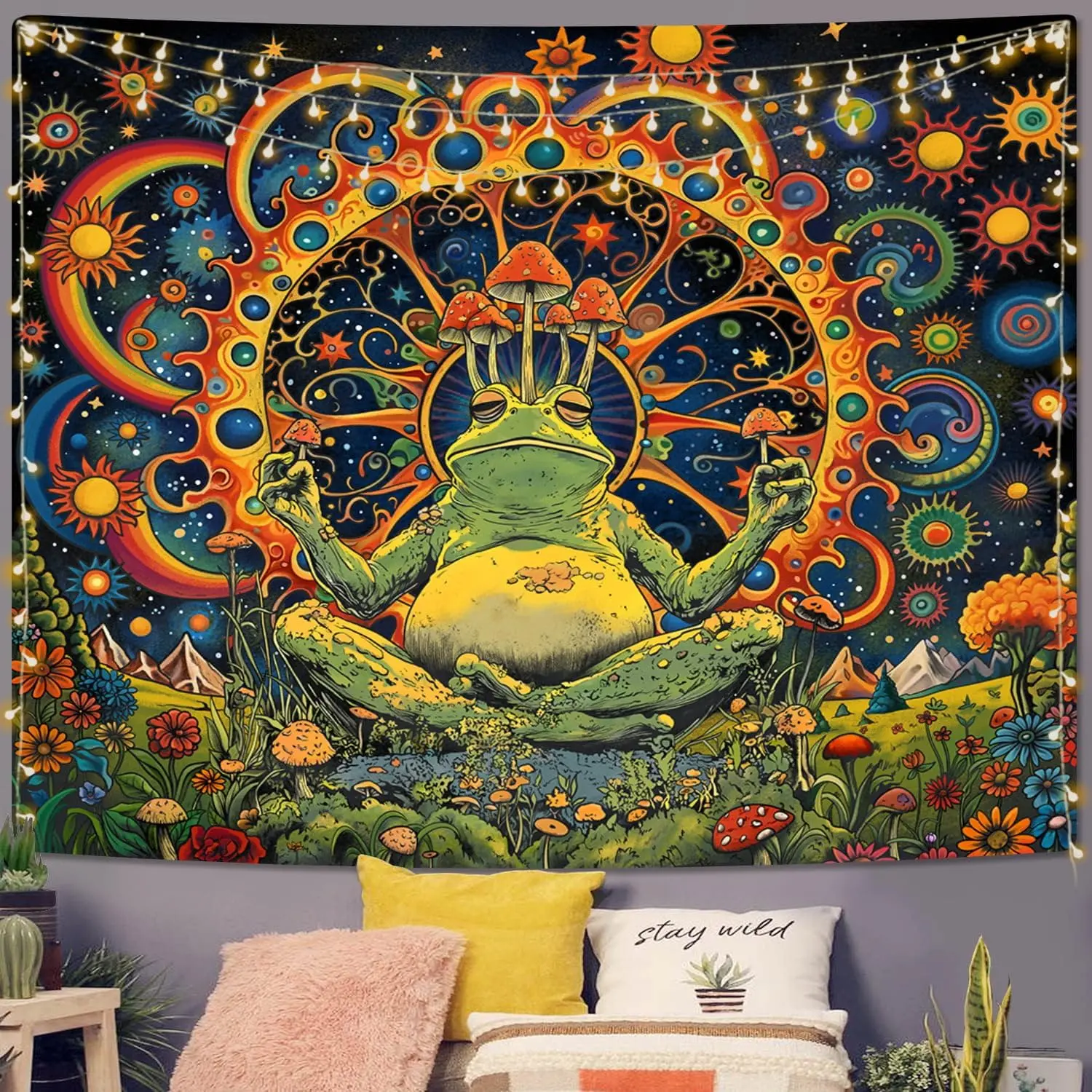 ARTCREATOR Polyester Tapestry - Funny Vintage Frog Mushroom Design, Whimsical Hippie Funky Home Decor, Unique Room Decor for Living Room, Bedroom (29" x 37")