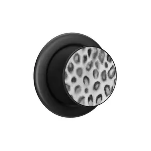 Platinum Predator | Silver Cheetah Print MagSafe Phone Grip