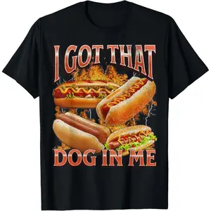 [Graphic T-shirt] [100% Cotton] [Funny T-shirt] Funny Hot Dog Meme Graphic T-Shirt - "I Got That Dog In Me" Style Humor Tee, Retro Bootleg-Inspired Unisex Cotton Crew Neck Casual Top, Streetwear Graphic Shirt, Trendy Gift for Men, Women, and Friends