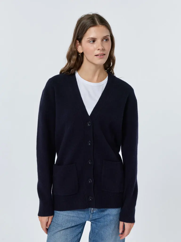 Custom Women's 100% Wool Cluny Cardigan