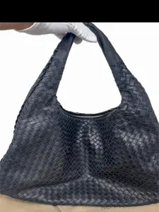 Pre-owned Bottega Veneta Leather Bucket Bags Veneta Hobo Black Hobos B25 32