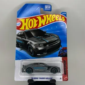 Hot Wheels ‘20 Dodge Challenger Hellcat
