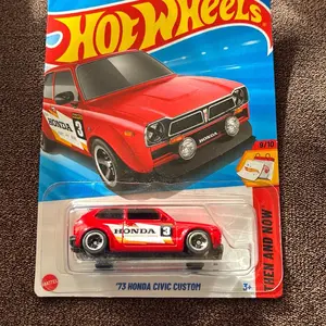 Hot Wheels '73 Honda Civic Custom Model Car - Red & White Racing Design - 9/10 Series - Toy Car