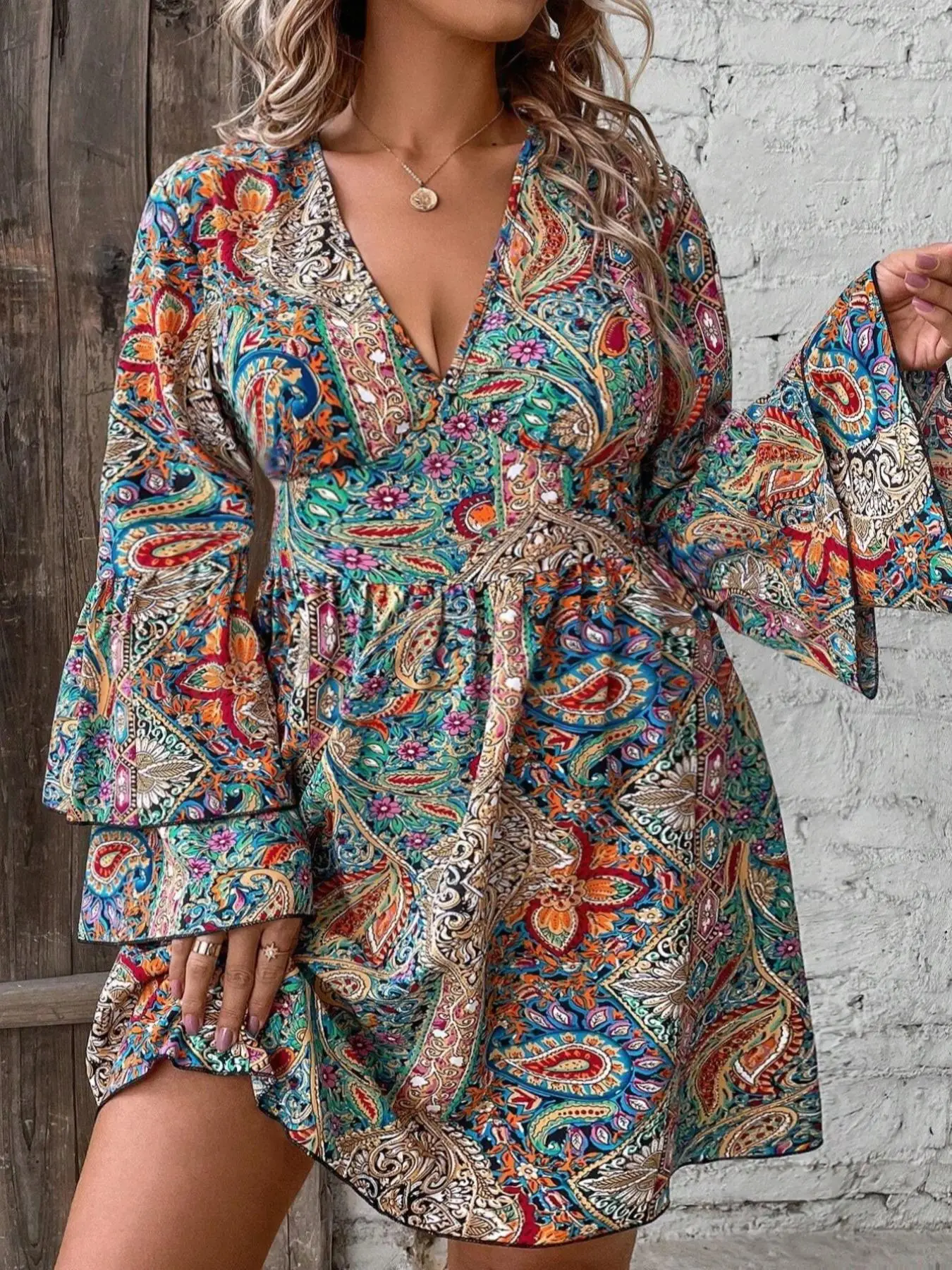 【Plus Size】 All Over Paisley Print Ruffle Trim Flounce Sleeve Dress, Boho Deep V Neck Long Sleeve A Line Dress for Vacation Holiday Wedding Guest, Wom