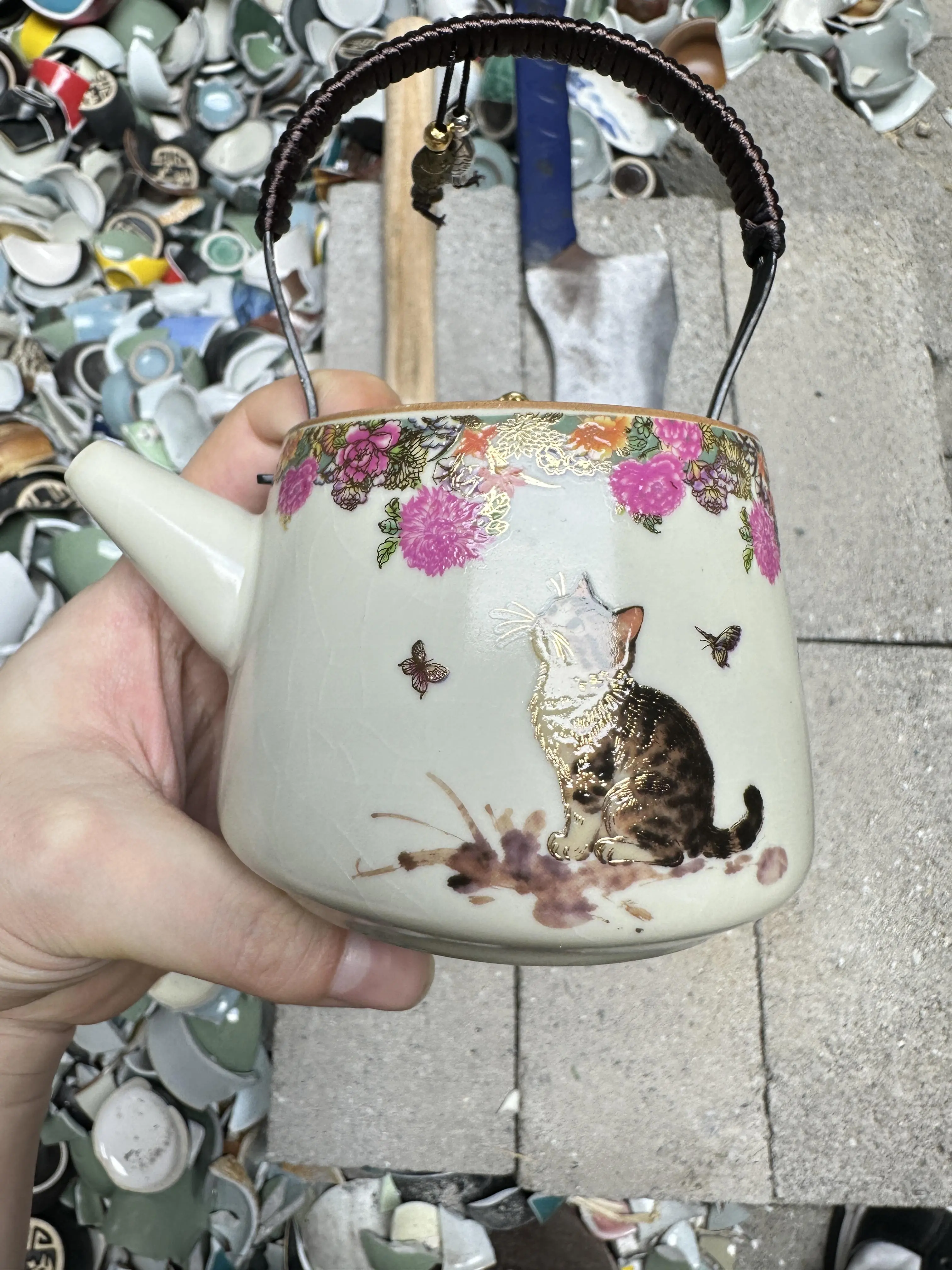 6083 Handcrafted teapot （AHX）