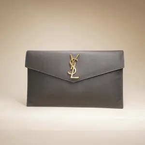 Pre-owned Yves Saint Laurent Leather Clutches & Wristlets SAINT LAURENT Grey Uptown Pouch in Grain de Poudre