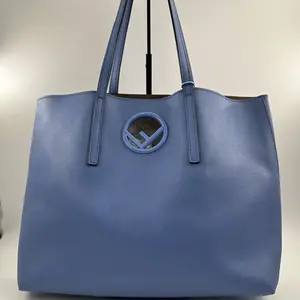 Pre-owned FENDI leather tote shoulder/handbag