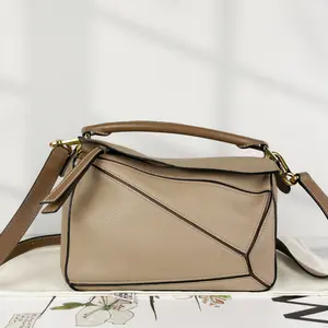 Pre-owned Loewe Leather Shoulder Bags 9.45'' R3579 Shoulder Bag C9208188537 0327 T1 Chloe