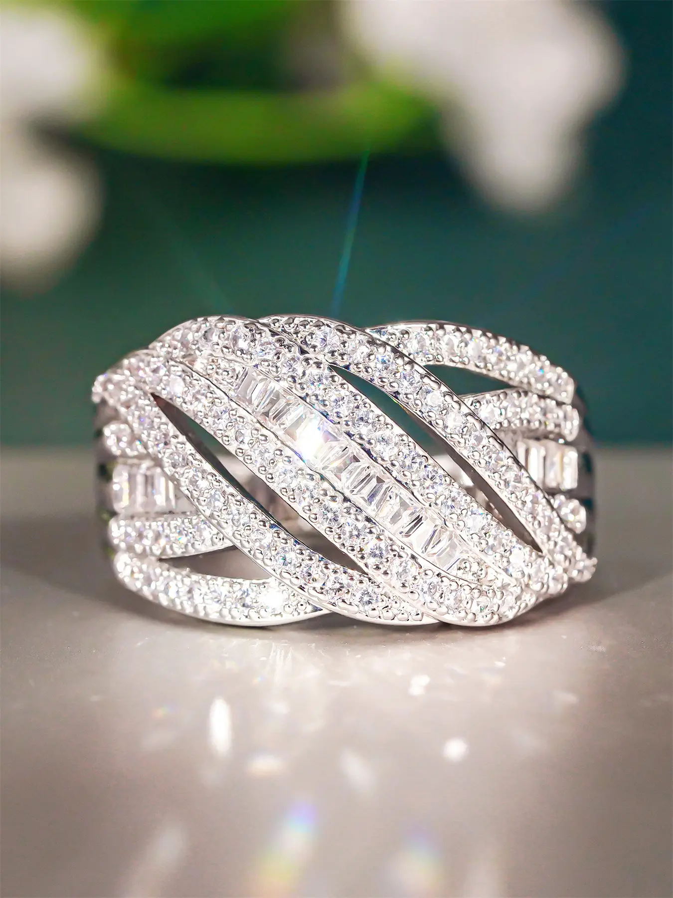 Elegant Imitation Zircon Ring for Women, Artificial Zircon Ring, Perfect Wedding Engagement and Anniversary Accessory, Ideal Gift for Parties and Celebrations, Cubic Zirconia Rings