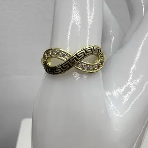 Anillo infinito Oro laminado