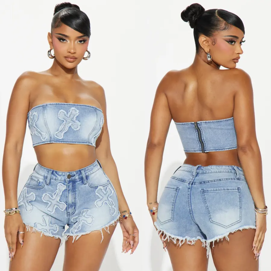 Women's Retro Embroidered Denim Two-Piece Set – Sleeveless Backless Tube Top & Elastic Jean Shorts