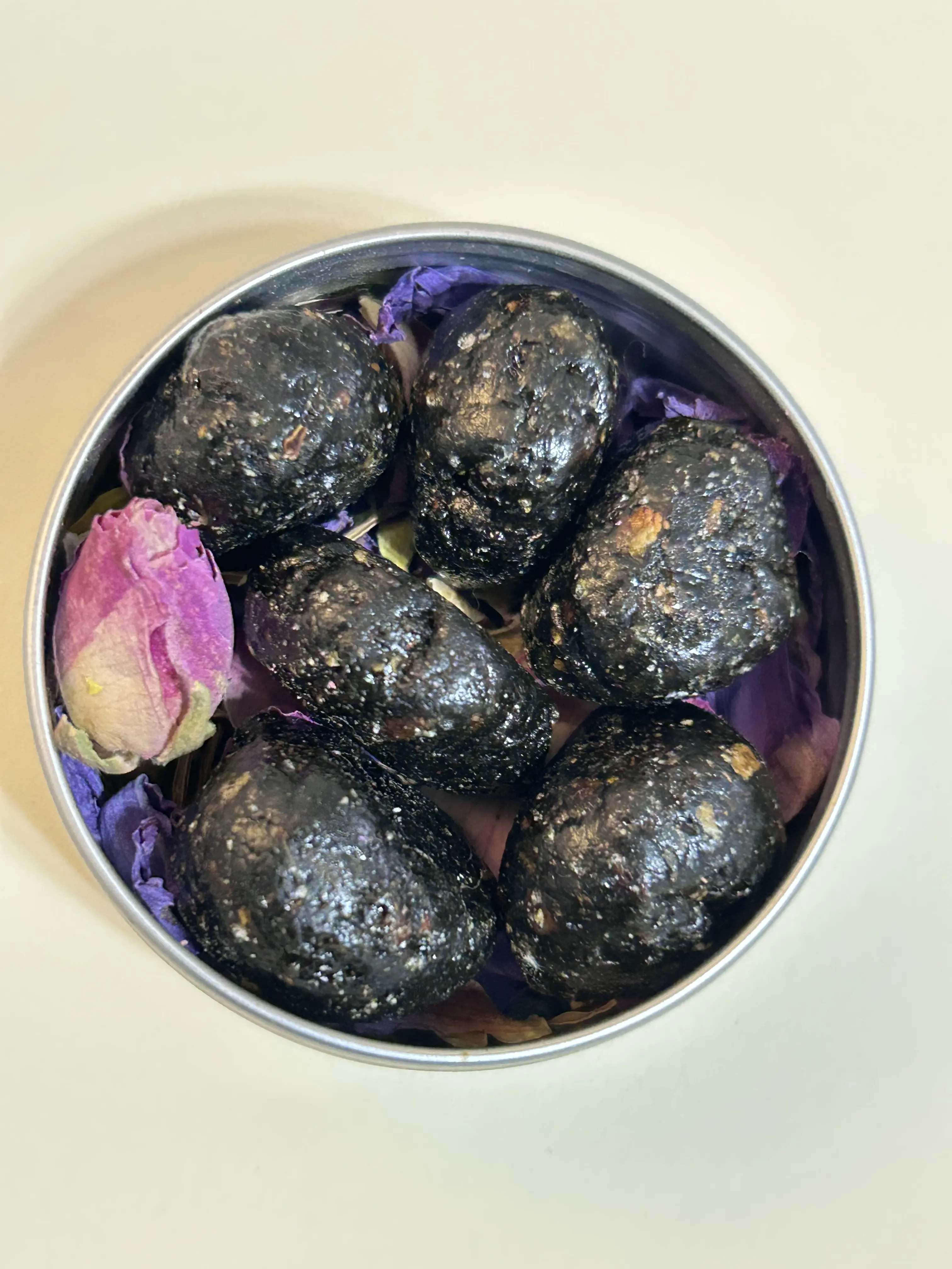 Egyptian Kyphi Incense Pearls 5-Pack Temple-Grade Spiritual Incense with Blue Lotus Frankincense Myrrh Cinnamon Dates Raisins Rose Hand-Crafted Wine-Infused for Sacred Botanicals