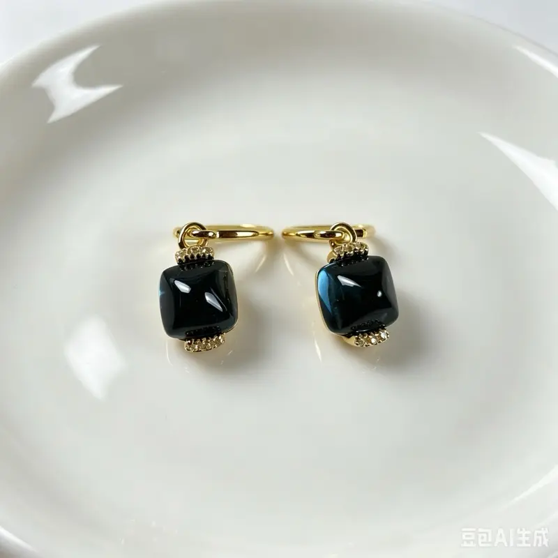 <PingEast jewelry > Natural topaz earrings