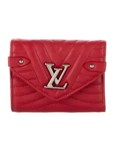 Pre-owned Louis Vuitton Leather Small Leather Goods 2018 Quilted Pattern New Wave Compact Wallet