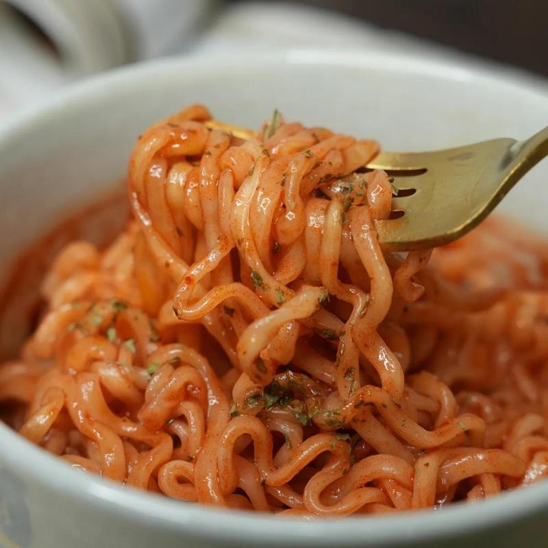 Samyang Buldak Spicy Taco Ramen Noodles - Authentic Korean Instant Noodles, Halal Certified, 5 Pack, 675g, Mexican & Korean Fusion Flavor