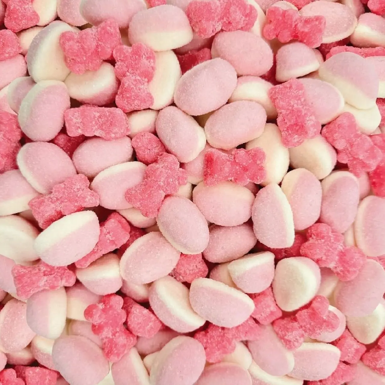 Pink Candy Mix | 2 Pound Bag | Sour Tutti-Frutti Gummi Bears & Strawberry Puffy Gummies | Chewy Candy | Pink Gummies for Baby Showers, Gender Reveal & Party Favors