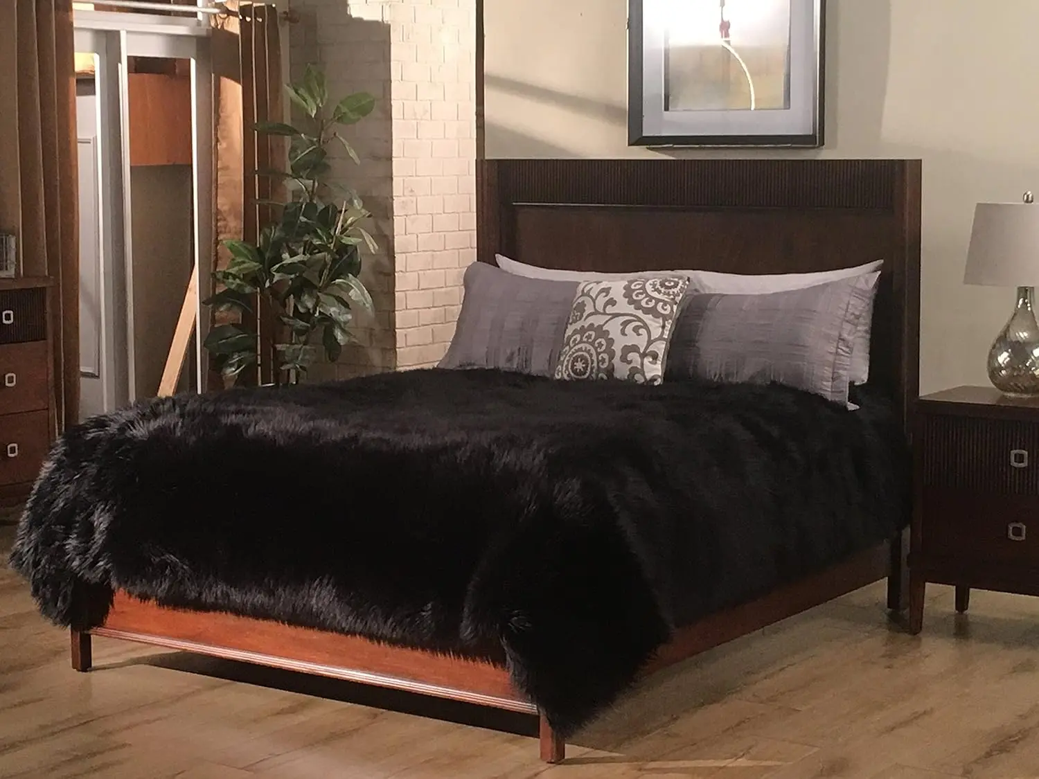 Super Soft Faux Sheepskin Silky Shag Bedspread