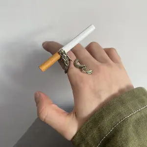 Retro Personalized Dragon-Shaped Cigarette Clip Ring Male Creative Domineering Rings, Cigarette Index Finger Ring Bronze Men's Rings