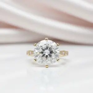 5 Carat Round Cut Crackling Diamond Option Engagement Ring