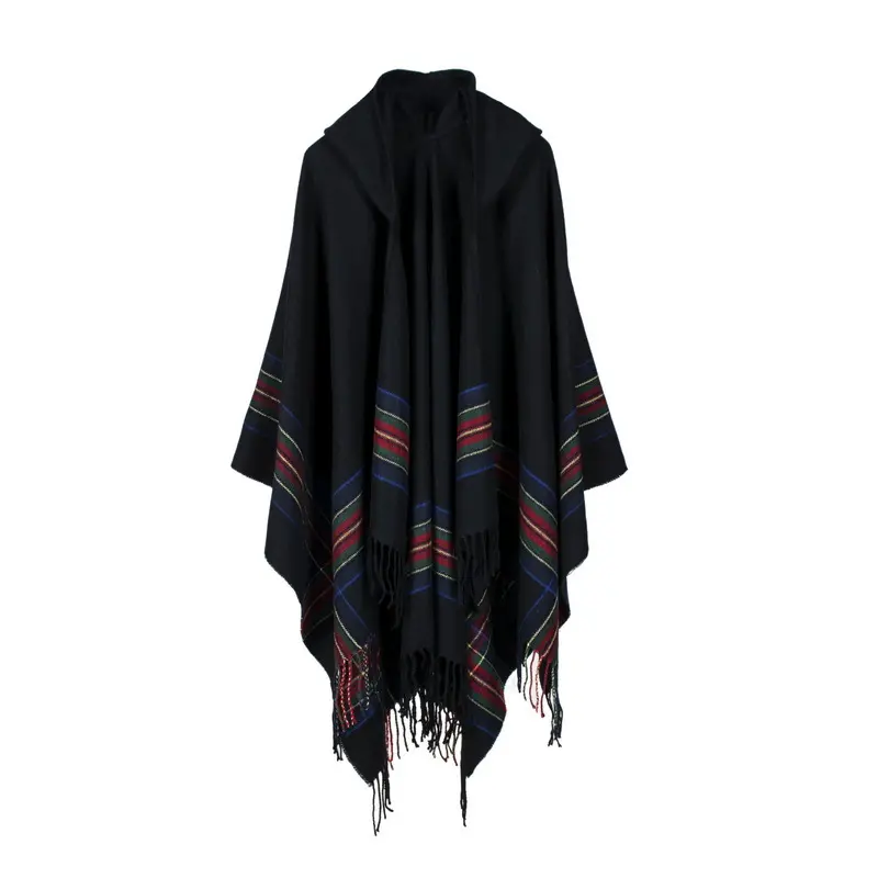Scottish hooded cloak in black