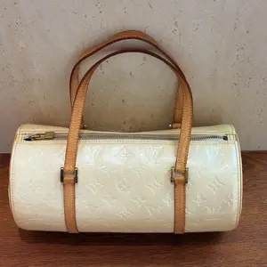 Pre-owned Louis Vuitton patent Shoulder Bags HZ1tk