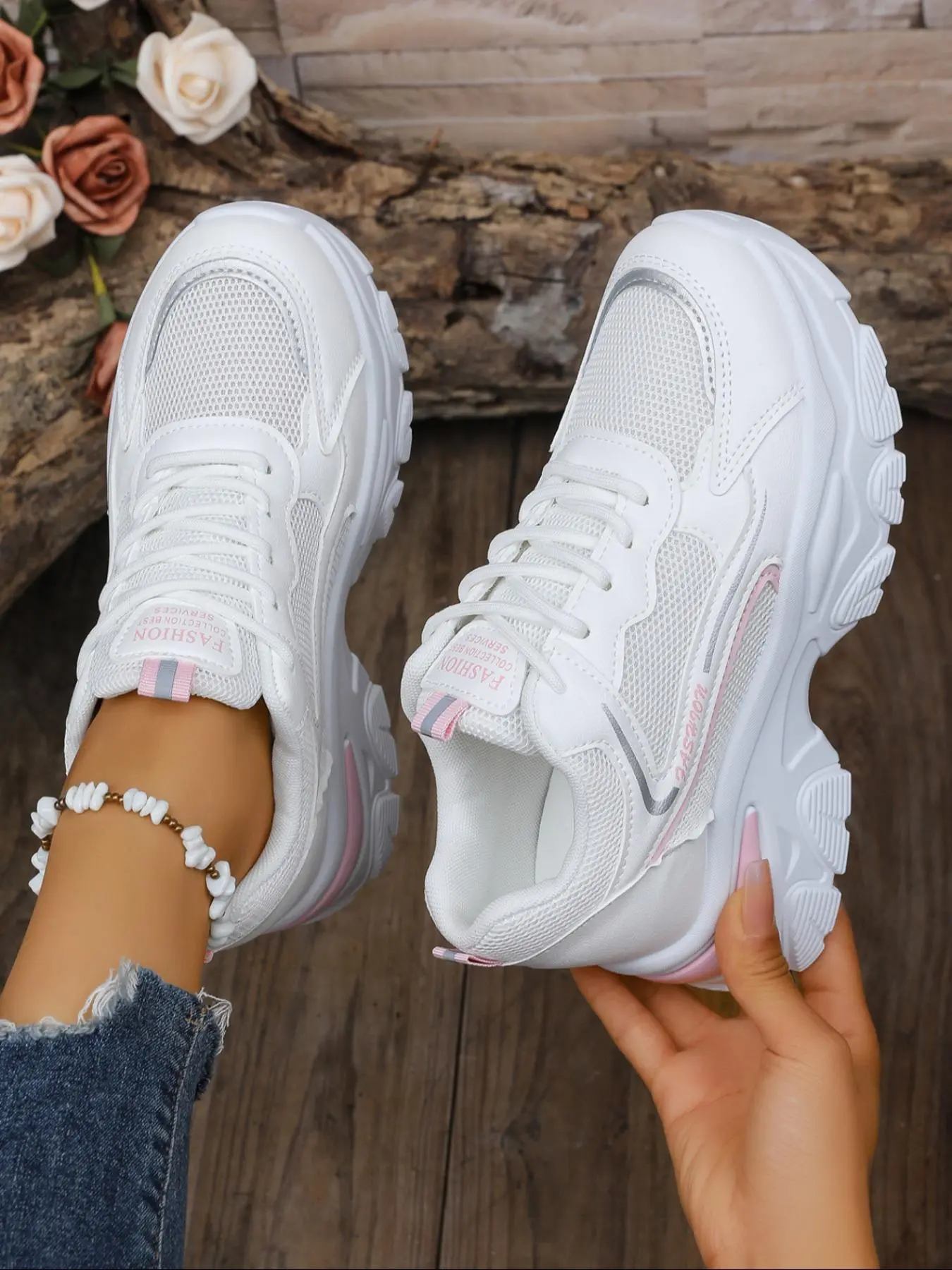 Women's Athletic athleisure lace-up sneakers, Everyday casual sneakers, Mesh fabric sneakers, breathable uppers, platform height with jeans/skirts, suitable for daily casual and commuting wear, Casual Footwear Sneakers, gifts and back-to-school season