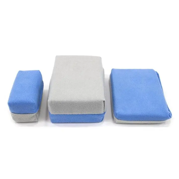 Suede Microfiber Applicator Sponge with Plastic Barrier - Blue & Gray