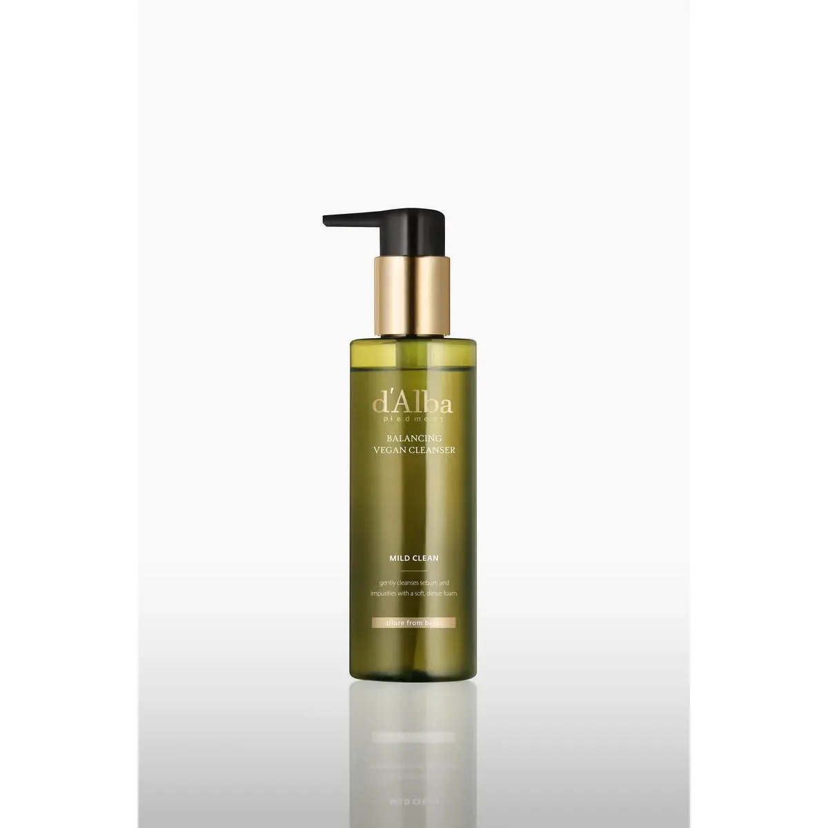 d'Alba Mild Skin Balancing Vegan Cleanser