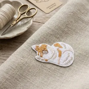 Sleeping Cat Iron‑On Patch, 1.6 inch Embroidered SNS‑Viral Pose Applique for Clothes, Totes and Pouches