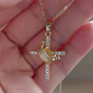 Elegant and sparkling crown cross pendant necklace, inlaid with synthetic zircon, suitable for daily wear and matching, suitable for all seasons, is the best choice for gift giving, designed specifically for teenagers