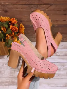 2026 Summer New Retro Thick Heel Sandals for Women, Hollow Out Floral Design, Waterproof Platform High Heels, Versatile Outdoor Wear