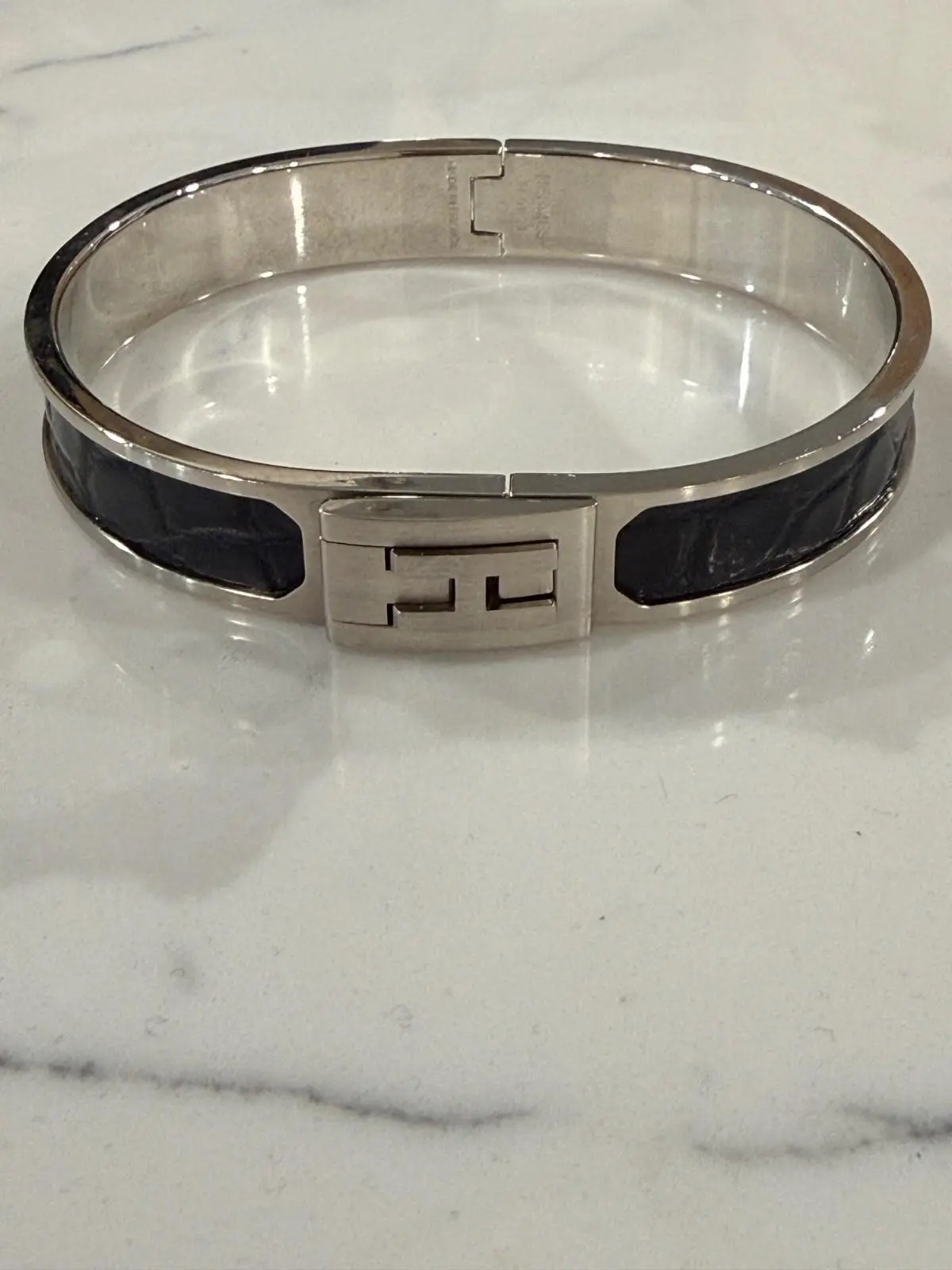 Pre-owned FB02 HERMES Clic H Jet Bracelet, Palladium & Black Sz 8 ️ $870