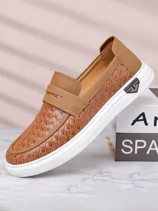 Summer Men's New Casual Loafers, Lightweight Slip-On Shoes, Fashionable Simple Trendy Versatile Leather Shoes for Daily Wear