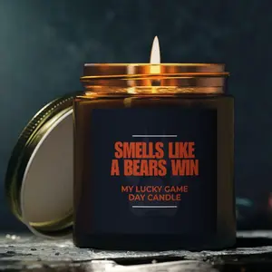 Smells Like a Bears Win Sport Candle, Soy Wax Candle Gift, Chicago Football Candle, Victory Candle, Chicago Football Fan Gift, Gift for Winners, Sport Win Candle Gift, Christmas Gift Idea, Gift For Fan, Game Day Decor