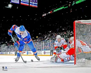 Anders Lee New York Islanders Unsigned Alternate Jersey Shooting Photograph